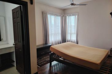 Desa ParkCity (Nadia Parkfront Condominium)