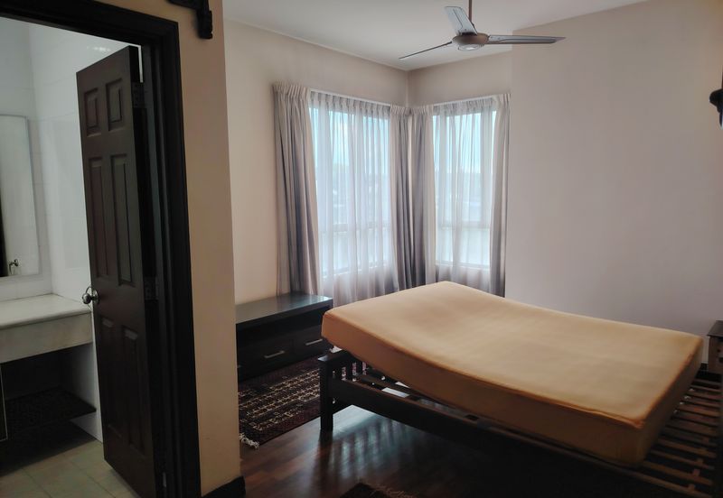 Desa ParkCity (Nadia Parkfront Condominium)