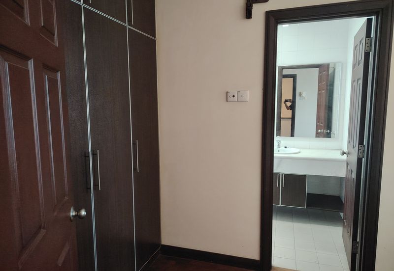 Desa ParkCity (Nadia Parkfront Condominium)