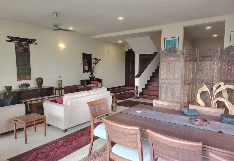 Desa ParkCity (Nadia Parkfront Condominium)