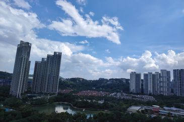 Desa ParkCity (Nadia Parkfront Condominium)