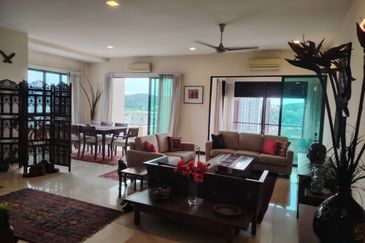 Desa ParkCity (Nadia Parkfront Condominium)