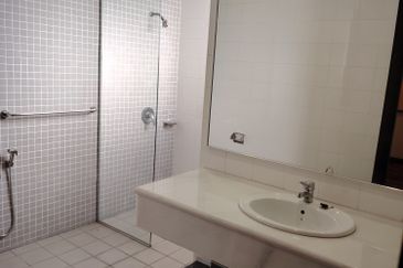 Desa ParkCity (Nadia Parkfront Condominium)