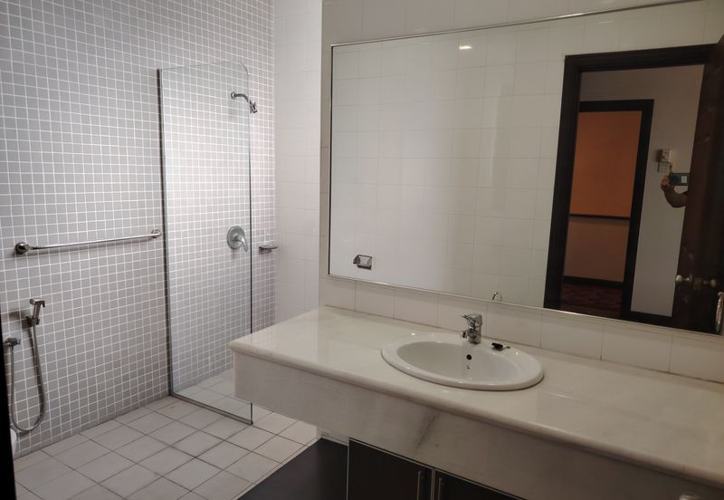 Desa ParkCity (Nadia Parkfront Condominium)