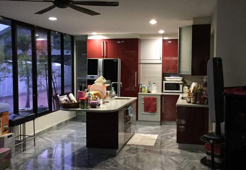 Petaling Jaya 2 Storey Bungalow For Sale 