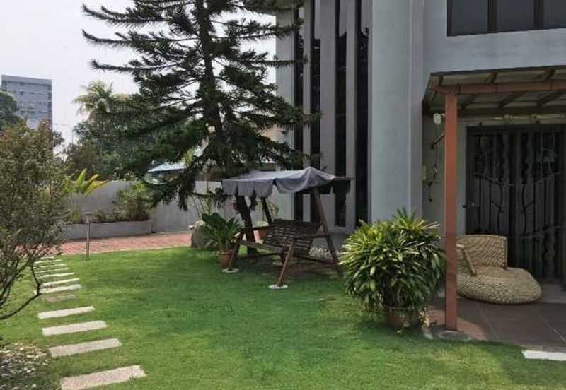 Petaling Jaya 2 Storey Bungalow For Sale 