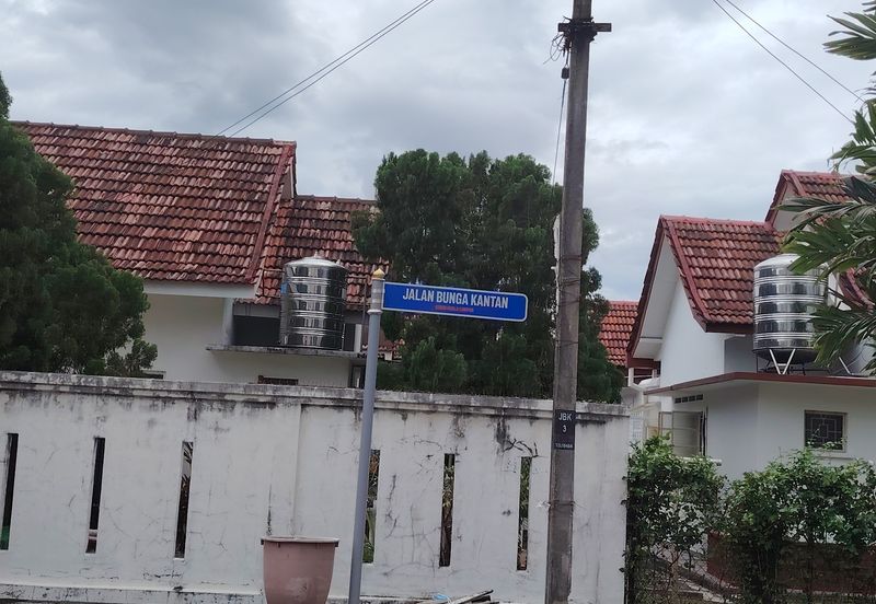 Taman Furlong Setapak 2 Adjoining Bungalow House For Sale 