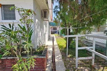 Taman Furlong Setapak 2 Adjoining Bungalow House For Sale 