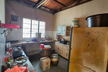 Taman Furlong Setapak 2 Adjoining Bungalow House For Sale 