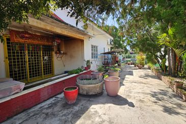 Taman Furlong Setapak 2 Adjoining Bungalow House For Sale 