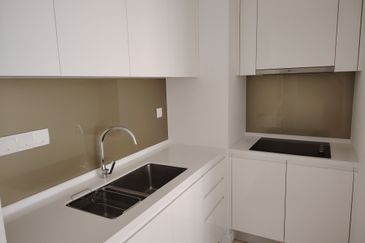 3 Rooms 3 Bathrooms Partially Furnished For Rent