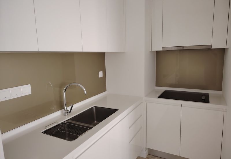 3 Rooms 3 Bathrooms Partially Furnished For Rent