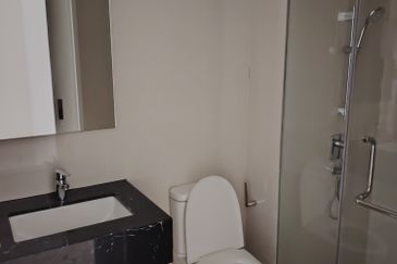 3 Rooms 3 Bathrooms Partially Furnished For Rent