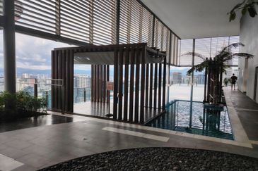 3 Rooms 3 Bathrooms Partially Furnished For Rent