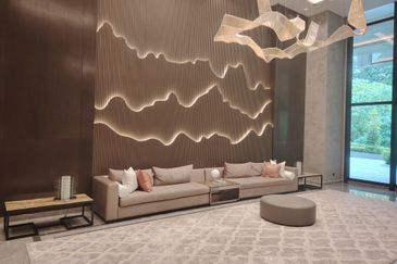 3 Rooms 3 Bathrooms Partially Furnished For Rent