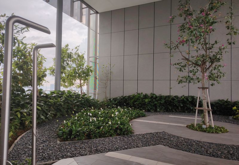 3 Rooms 3 Bathrooms Partially Furnished For Rent