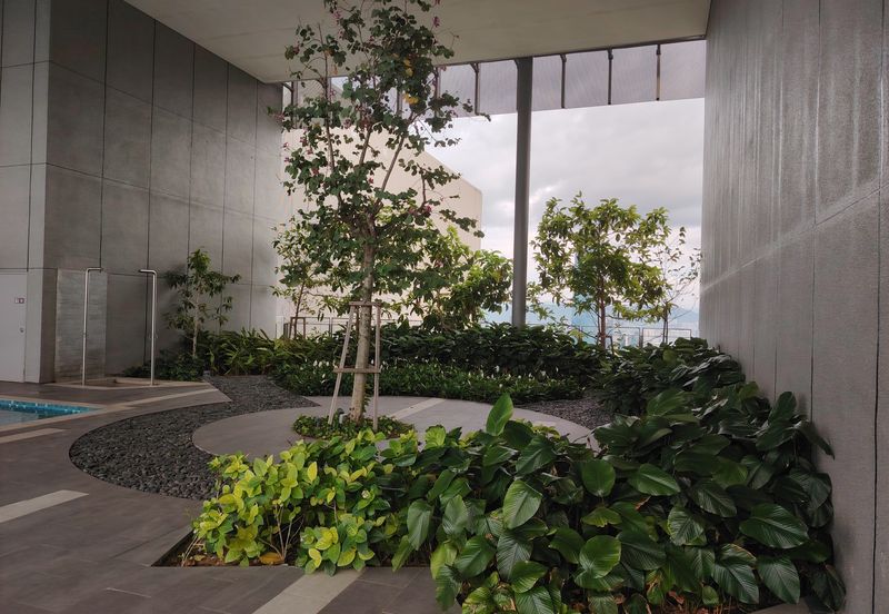 3 Rooms 3 Bathrooms Partially Furnished For Rent