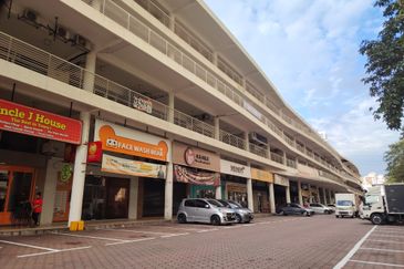 Platinum Mondrian (Pv128)