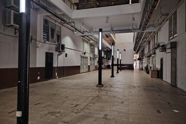 Platinum Mondrian (Pv128)