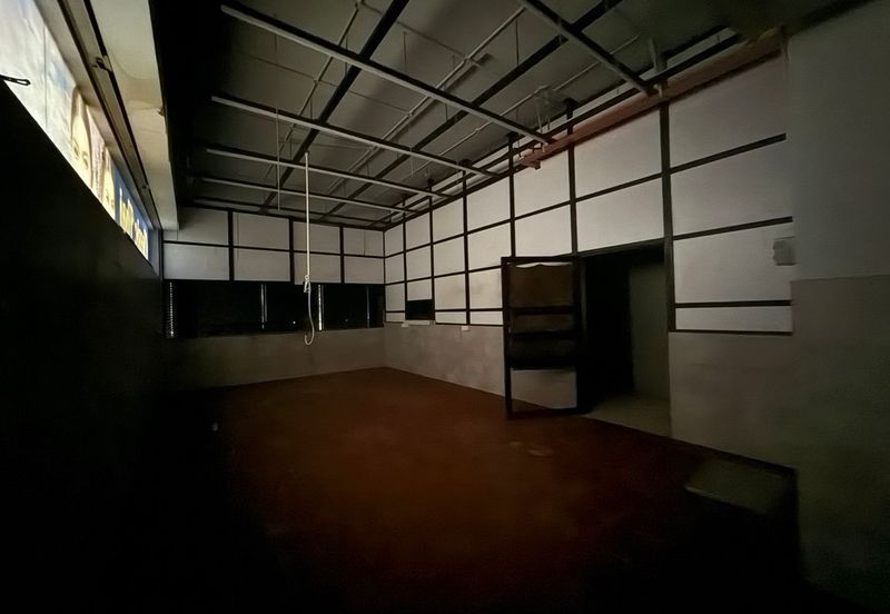 Ground Floor Corner Shop For Rent | Bandar Tun Hussein Onn Cheras