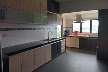 Bukit Desa Condominium