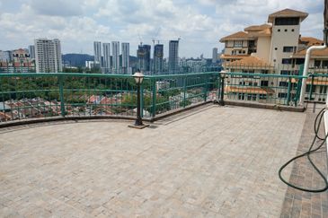 Bukit Desa Condominium