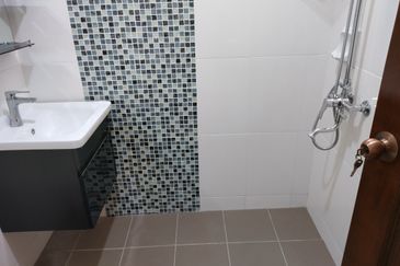 Bukit Desa Condominium