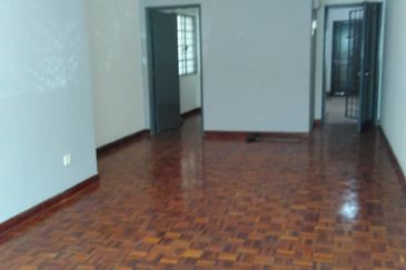 Danau Idaman Condominium