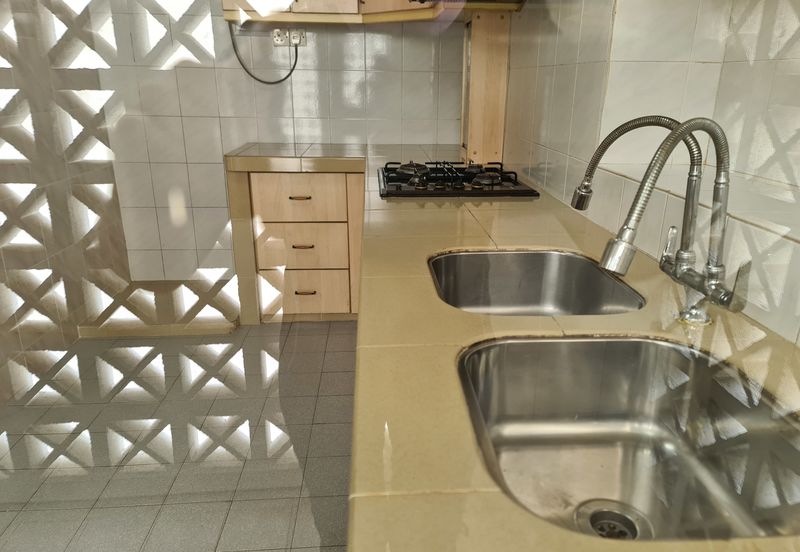 Danau Idaman Condominium