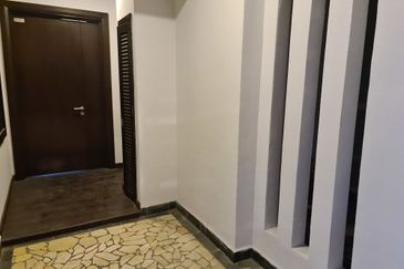 Perdana View Condominium