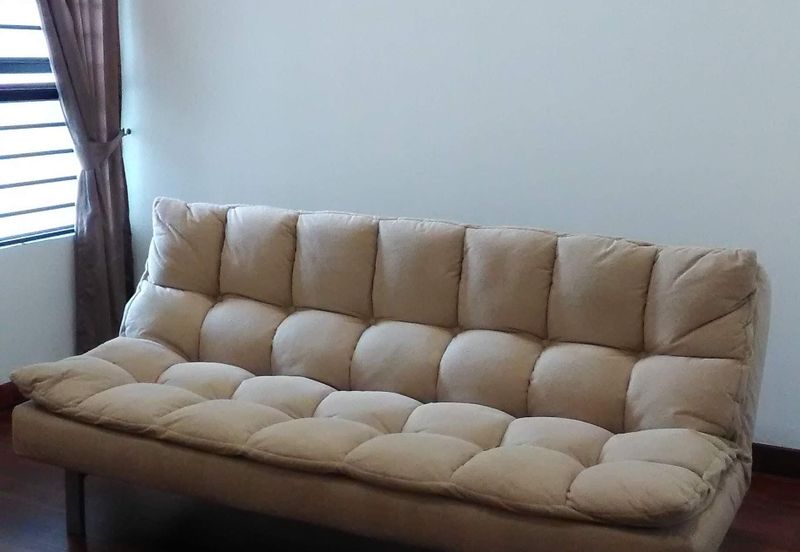 Papillon Desahill Condominium