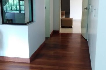 Papillon Desahill Condominium