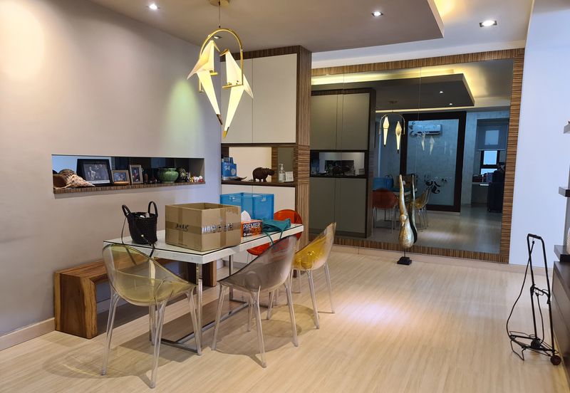 Papillon Desahill Condominium