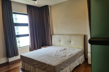 Papillon Desahill Condominium