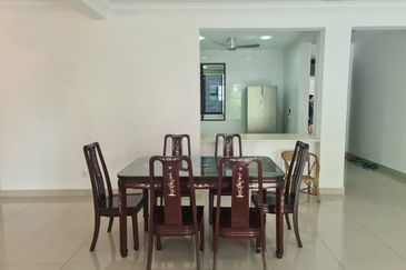 Papillon Desahill Condominium