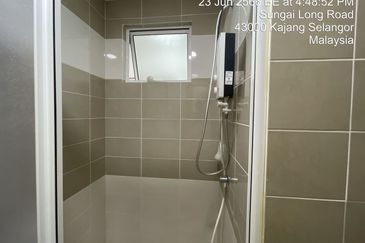 Sungai Long Residence