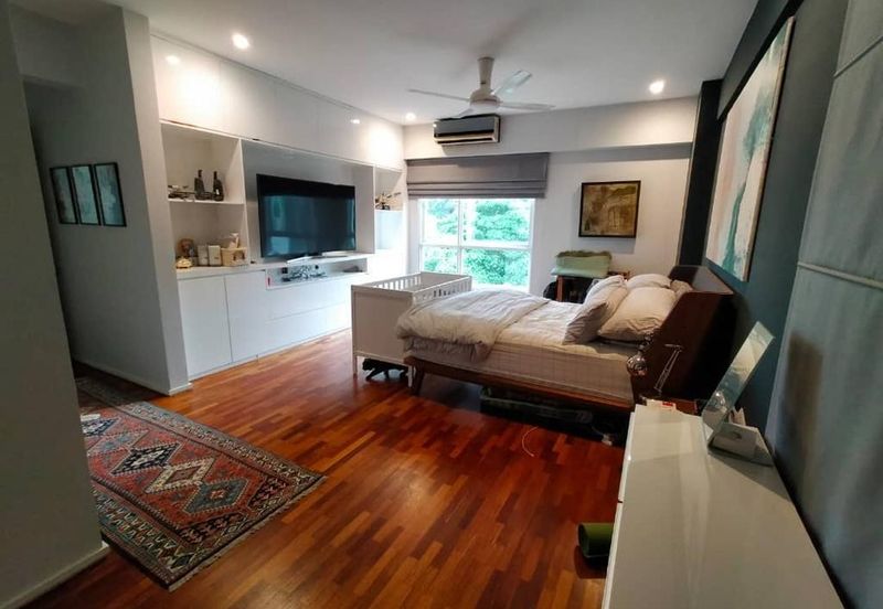 One Jelatek Condominium