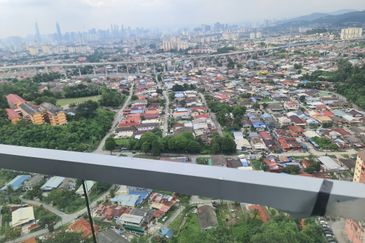 Breeza Hill 0143673822