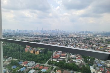 Breeza Hill 0143673822