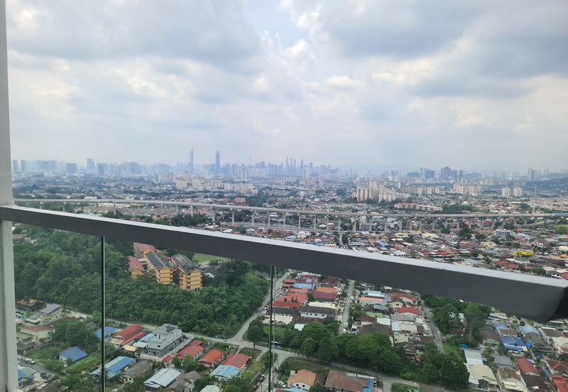 Breeza Hill 0143673822