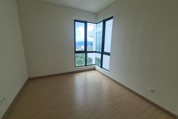 Breeza Hill 0143673822