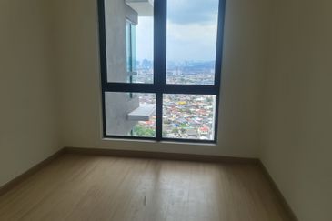 Breeza Hill 0143673822