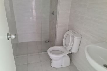 Breeza Hill 0143673822