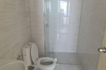 Breeza Hill 0143673822