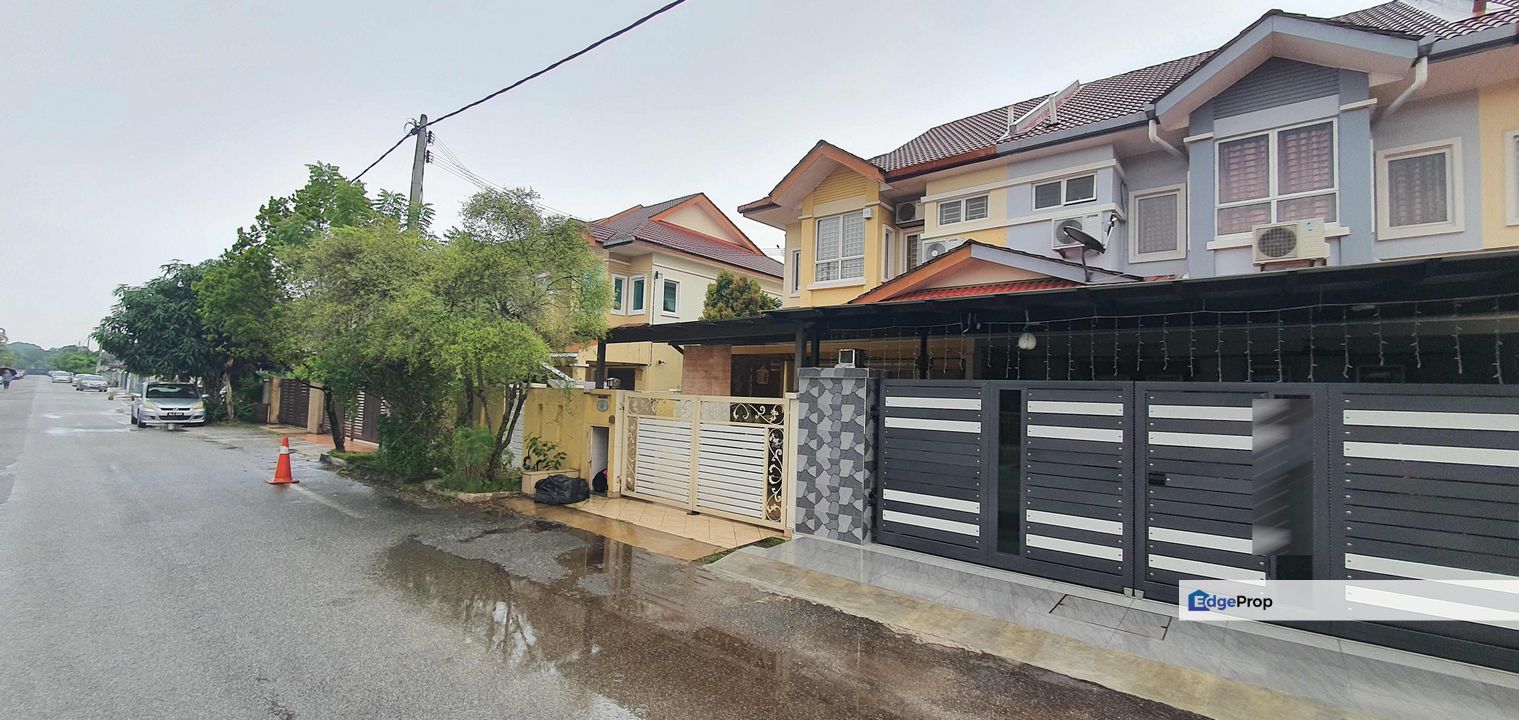 Beautiful Bandar Puteri Klang Jalan Kerongsang Gated Guarded for Sale, Selangor, Klang