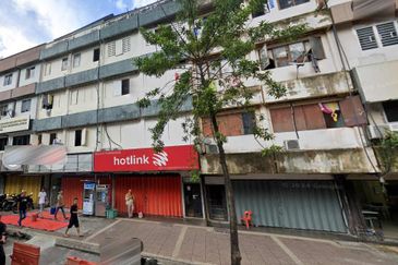 Freehold with Lift Five Storeys Shoplot Office in Pudu Chow Kit Area for Sale