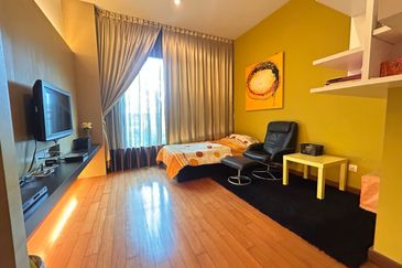 10 Mont Kiara (MK10)