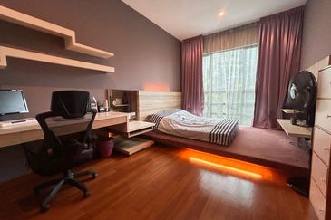 10 Mont Kiara (MK10)