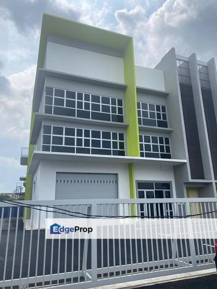 Hot Unit ! Putra Industrial Park Factory Warehouse for RENT, Selangor, Puchong