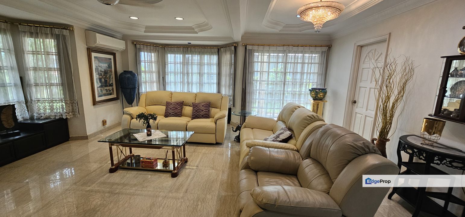 Hot! Renovated Semi D Bungalow in SS 1 Kampung Tunku Freehold for SALE , Selangor, Petaling Jaya